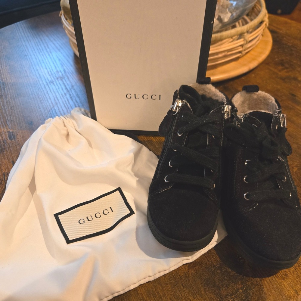 Gucci Kids Black Suede Shearling High Top Sneakers Boots 433150 Size 22